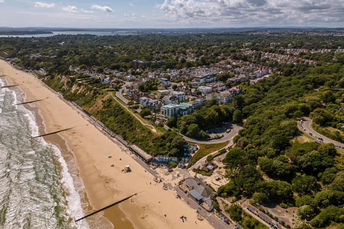 Middle Chine Villa Bournemouth Dış mekan fotoğraf
