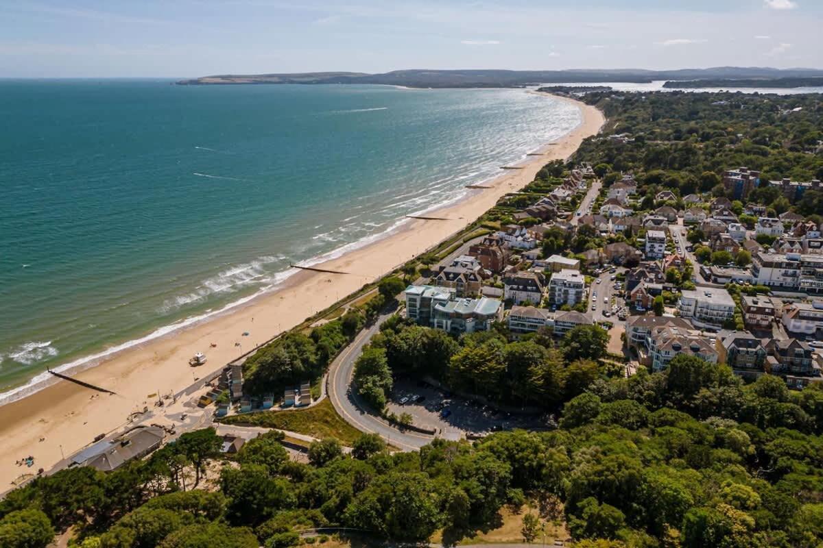 Middle Chine Villa Bournemouth Dış mekan fotoğraf