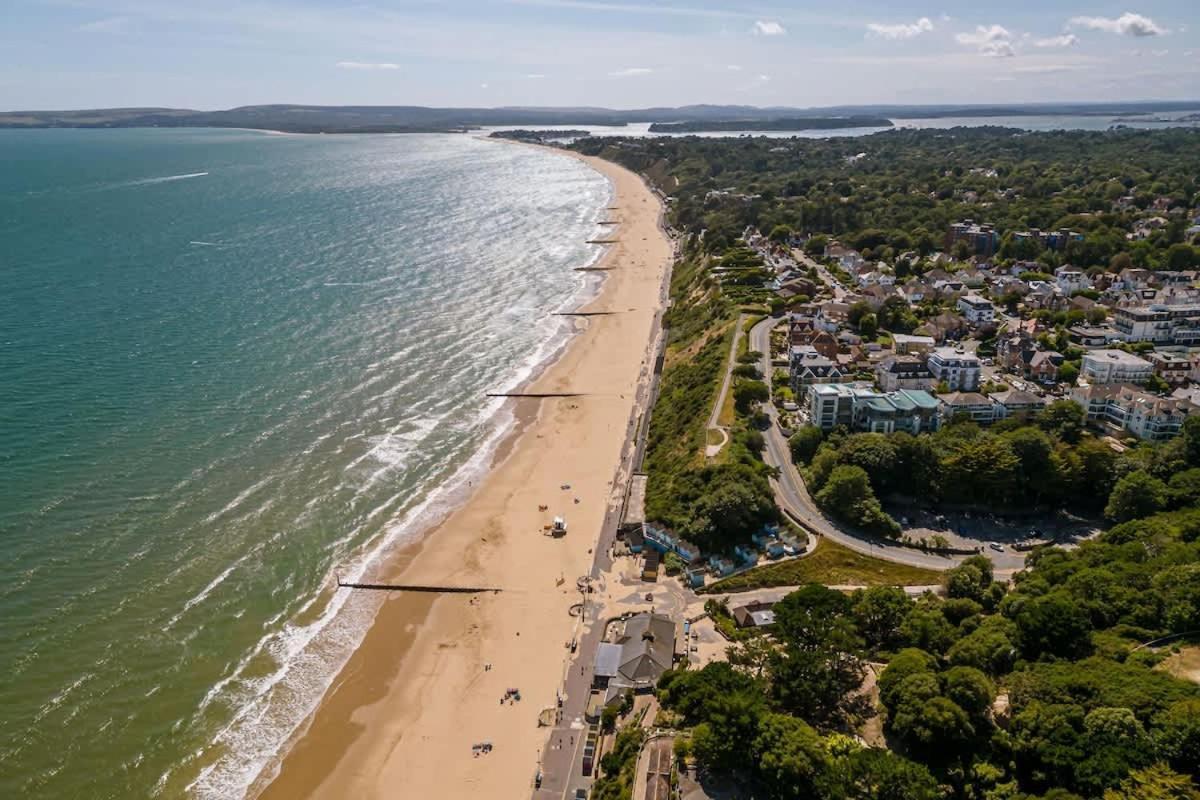 Middle Chine Villa Bournemouth Dış mekan fotoğraf